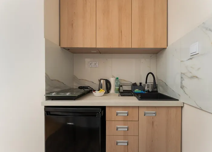 Czepca Quiet Corner By Bookinghost