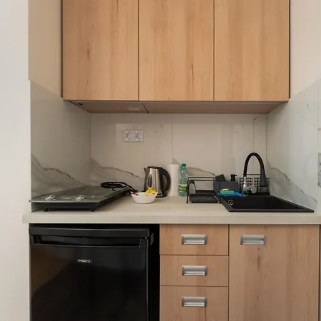 Czepca Quiet Corner By Bookinghost